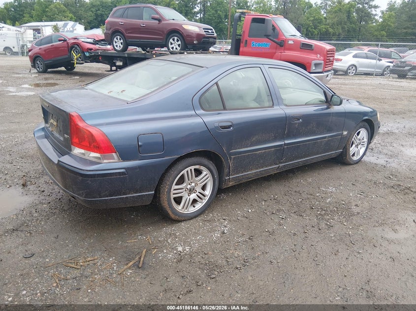 2006 Volvo S60 VIN YV1RS592X62545780 IAAI salvage auction — NORMAL WEAR, Clear (Virginia), sold $1,350 on 2026-08-07 (photo 4)