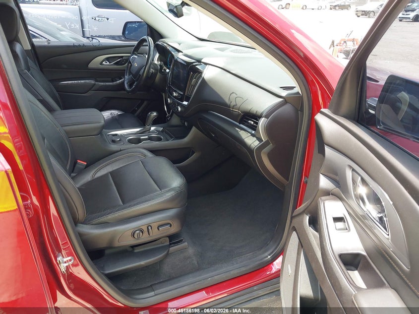 2020 Chevrolet Traverse VIN 1GNERHKW8LJ130867 IAAI salvage auction — THEFT, Salvage (Tennessee), sold $7,000 on 2026-07-31 (photo 5)