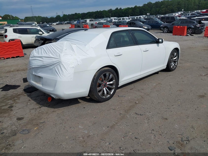 2014 Chrysler 300 VIN 2C3CCABG3EH361265 IAAI salvage auction — REAR END, Salvage (Georgia), sold $625 on 2026-07-18 (photo 4)