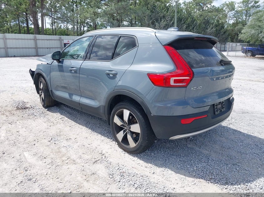 2021 Volvo Xc40 VIN YV4162UK0M2542927 IAAI salvage auction — FRONT END, Salvage Title, sold $4,075 on 2026-08-07 (photo 3)