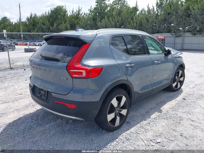 2021 Volvo Xc40 VIN YV4162UK0M2542927 IAAI salvage auction — FRONT END, Salvage Title, sold $4,075 on 2026-08-07 (photo 4)