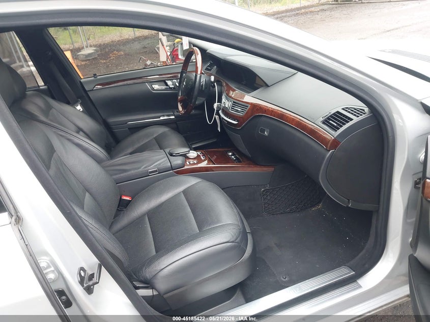 2012 Mercedes-benz S-klasse VIN WDDNG9EB4CA470830 IAAI salvage auction — FRONT END, Salvage - Greater Than 75% (Maryland), sold $1,300 on 2026-07-14 (photo 5)