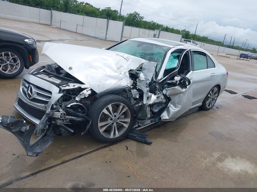 2019 Mercedes-benz C-klasse VIN 55SWF8DB7KU287892 IAAI salvage auction — ROLLOVER, Salvage (Texas), sold $2,250 on 2026-07-31 (photo 2)