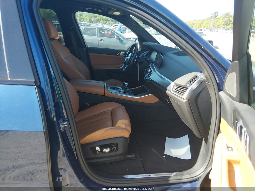 2019 BMW X5 VIN 5UXJU2C52KLN64793 IAAI salvage auction — LEFT SIDE, Salvage Title, sold $17,500 on 2026-07-17 (photo 5)