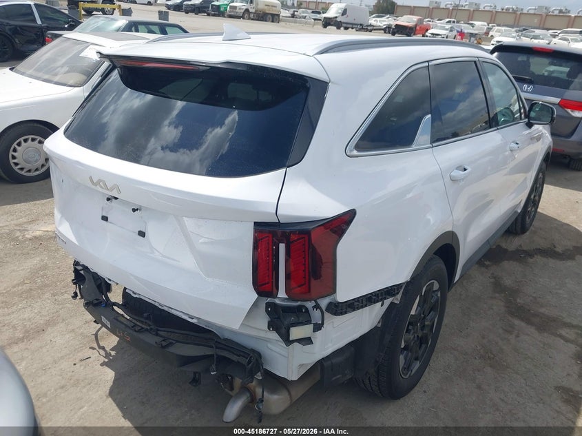 2024 Kia Sorento VIN 5XYRL4JC7RG297273 IAAI salvage auction — REAR END, Salvage Title, sold $9,200 on 2026-07-22 (photo 4)