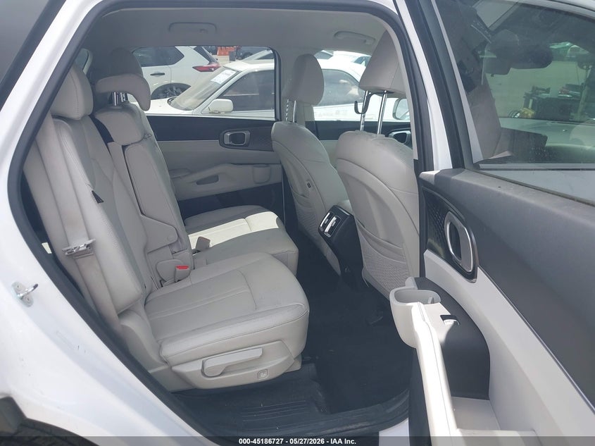 2024 Kia Sorento VIN 5XYRL4JC7RG297273 IAAI salvage auction — REAR END, Salvage Title, sold $9,200 on 2026-07-22 (photo 8)