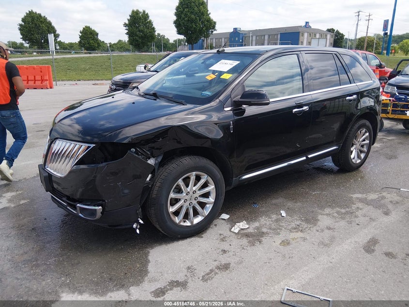 2013 Lincoln Mkx VIN 2LMDJ6JK5DBL23417 IAAI salvage auction — LEFT FRONT, Salvage (Missouri), sold $975 on 2026-07-29 (photo 2)