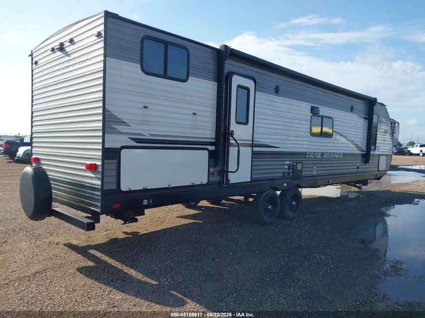 2022 Heartland Trail runner VIN 5SFEB3722NE511774 IAAI salvage auction — UNKNOWN, Salvage (Texas), sold $6,100 on 2026-07-22 (photo 4)