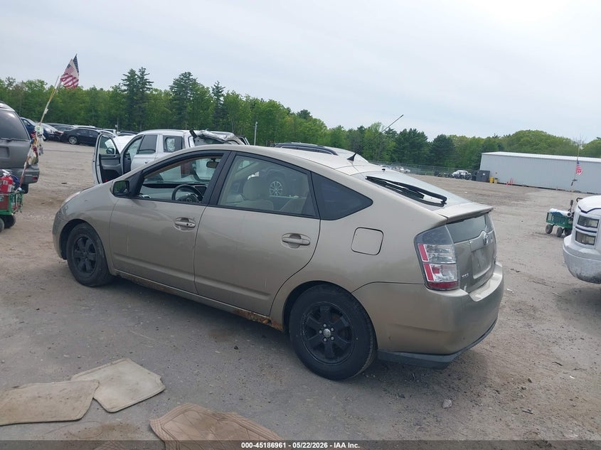 2004 Toyota Prius VIN JTDKB20U240060479 IAAI salvage auction — FRONT & REAR, Salvage (Massachusetts), sold $400 on 2026-07-10 (photo 3)