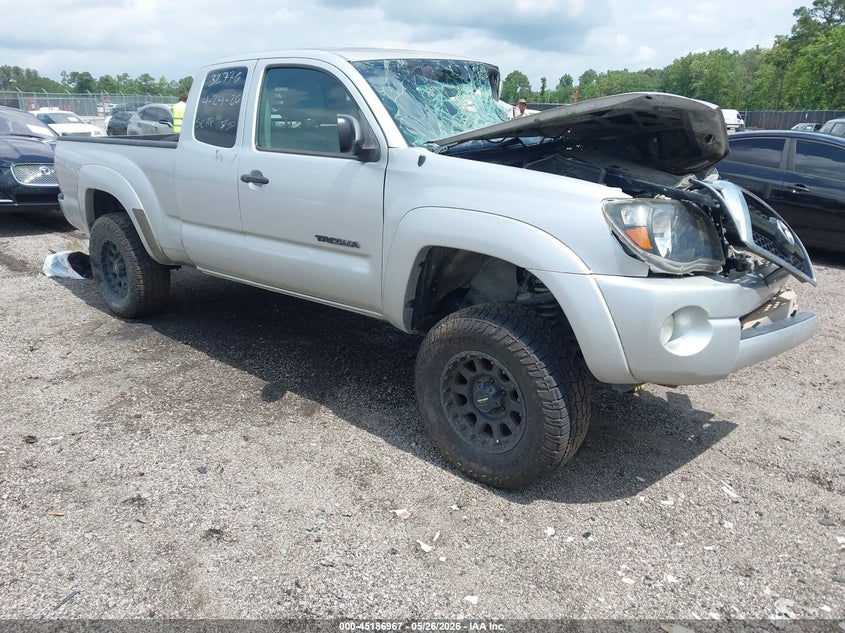 2011 Toyota Tacoma VIN 5TFUU4EN6BX016960 IAAI salvage auction — LEFT SIDE, Salvage (South Carolina), sold $2,950 on 2026-07-08 (photo 1)