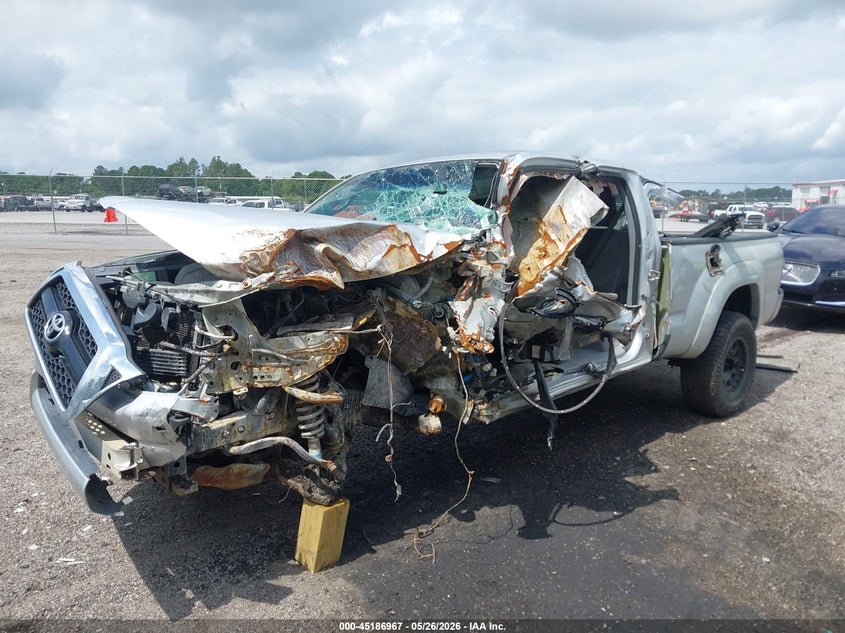 2011 Toyota Tacoma VIN 5TFUU4EN6BX016960 IAAI salvage auction — LEFT SIDE, Salvage (South Carolina), sold $2,950 on 2026-07-08 (photo 2)