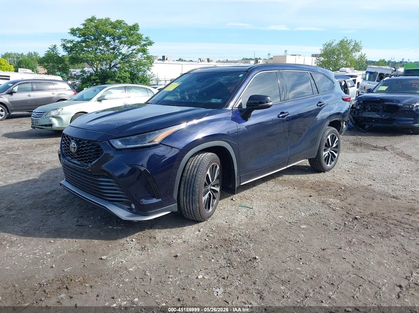 2022 Toyota Highlander VIN 5TDLZRBH0NS248795 IAAI salvage auction — REAR END, Salvage (Pennsylvania), sold $13,500 on 2026-07-10 (photo 2)