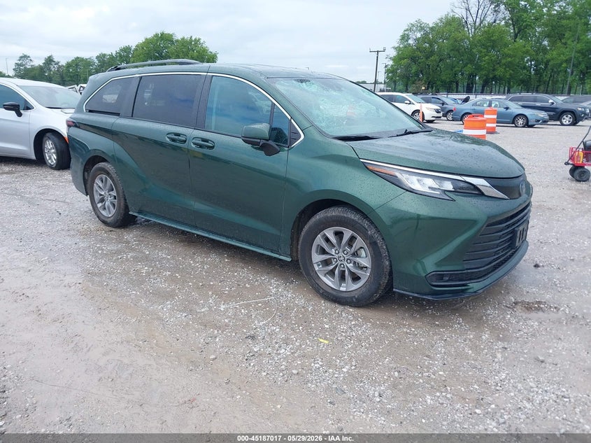 2023 Toyota Sienna VIN 5TDKSKFC1PS080478 IAAI salvage auction — HAIL, Salvage Title, sold $18,800 on 2026-07-06 (photo 1)