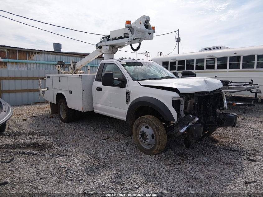 2020 Ford F550 VIN 1FDUF5HNXLEE49072 — IAAI salvage auction photo