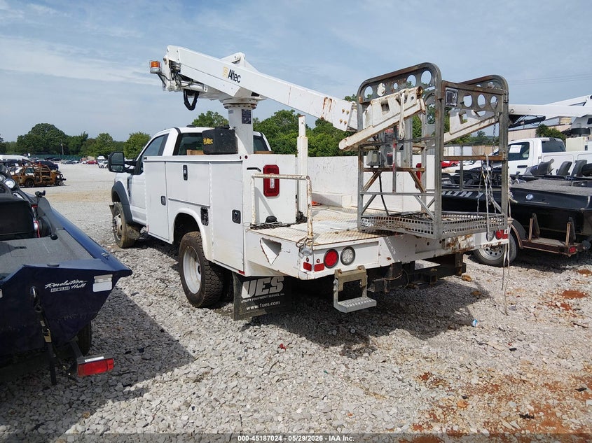 2020 Ford F550 VIN 1FDUF5HNXLEE49072 IAAI salvage auction — FRONT END, Salvage (Kentucky), sold $14,350 on 2026-07-22 (photo 3)