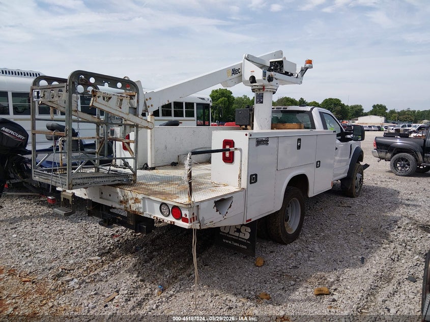 2020 Ford F550 VIN 1FDUF5HNXLEE49072 IAAI salvage auction — FRONT END, Salvage (Kentucky), sold $14,350 on 2026-07-22 (photo 4)