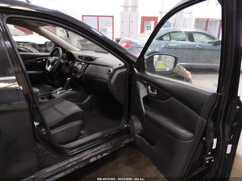 2017 Nissan Rogue VIN KNMAT2MV7HP539358 IAAI salvage auction — REAR END, Salvage (Idaho), sold $1,450 on 2026-07-10 (photo 5)