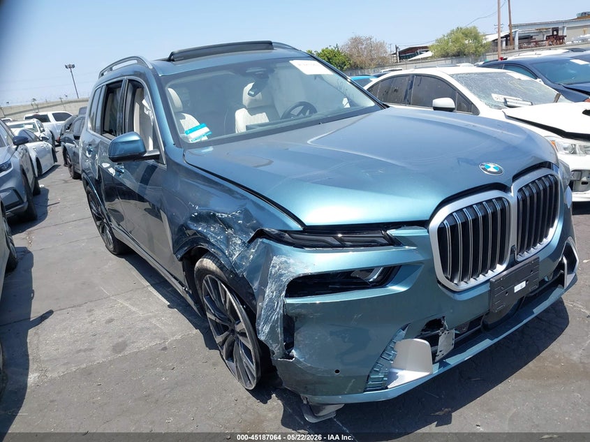 2026 BMW X7 VIN 5UX23EM01T9367852 — IAAI salvage auction photo