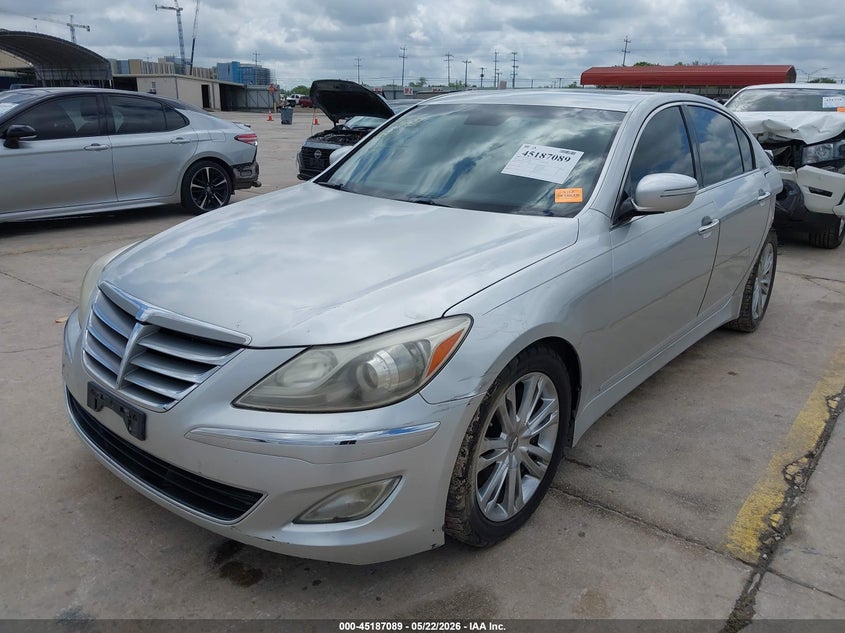 2012 Hyundai Genesis VIN KMHGC4DD2CU200851 IAAI salvage auction — FRONT & REAR, Original (Texas), sold $500 on 2026-07-20 (photo 2)