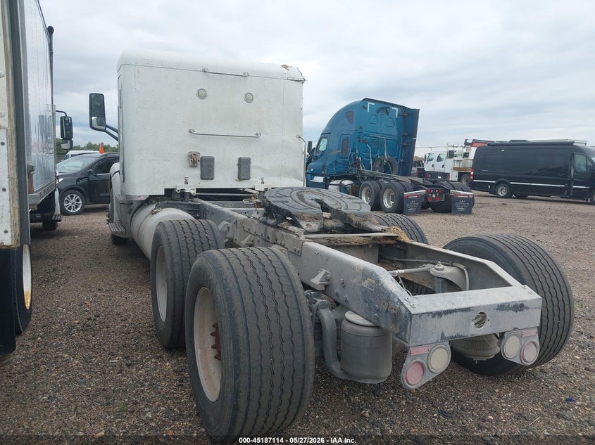 2016 Peterbilt 579 VIN 1XPBDP9XXGD321647 IAAI salvage auction — ROLLOVER, Salvage (Nebraska), sold $75 on 2026-07-29 (photo 3)