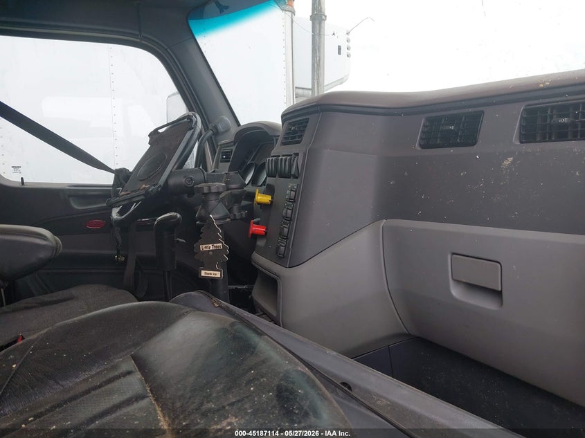 2016 Peterbilt 579 VIN 1XPBDP9XXGD321647 IAAI salvage auction — ROLLOVER, Salvage (Nebraska), sold $75 on 2026-07-29 (photo 7)