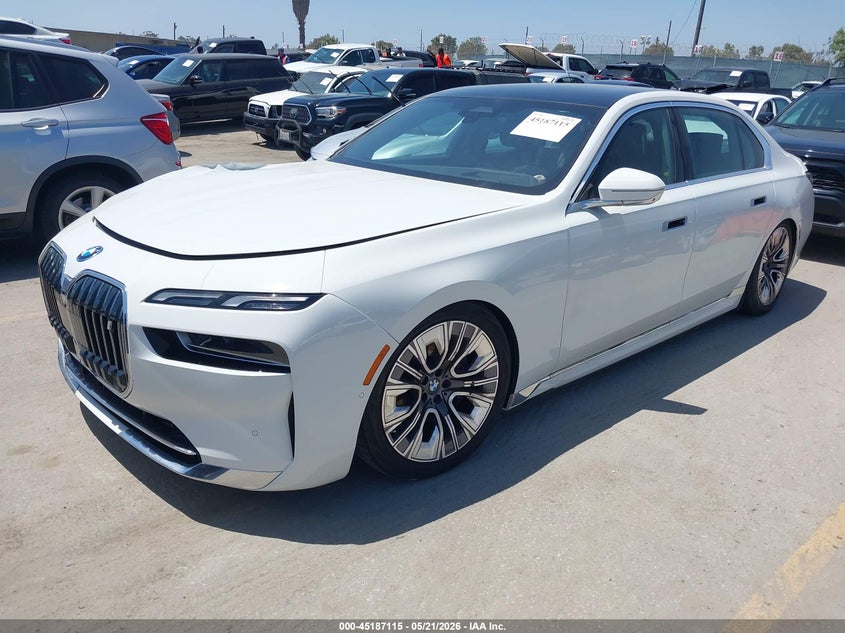2025 BMW I7 VIN WBY43EJ02SCT41887 IAAI salvage auction — RIGHT FRONT, Salvage (California), sold $32,450 on 2026-07-08 (photo 2)