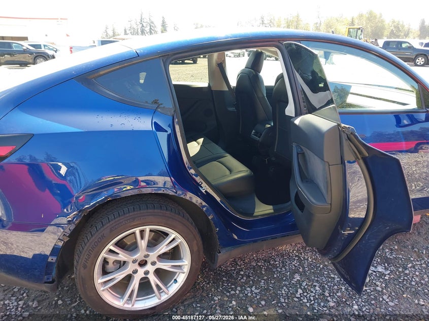 2020 Tesla Model y VIN 5YJYGDEF3LF001944 IAAI salvage auction — RIGHT SIDE, Bill Of Sale (Washington), sold $6,100 on 2026-07-22 (photo 8)
