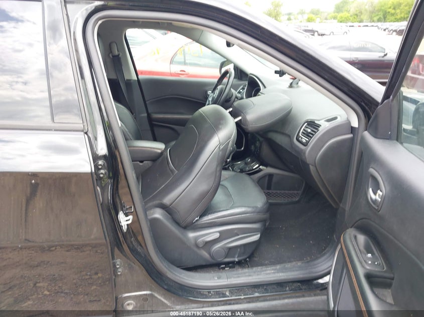 2018 Jeep Compass VIN 3C4NJDCB8JT201852 IAAI salvage auction — REAR END, Salvage (Minnesota), sold $3,500 on 2026-07-28 (photo 5)
