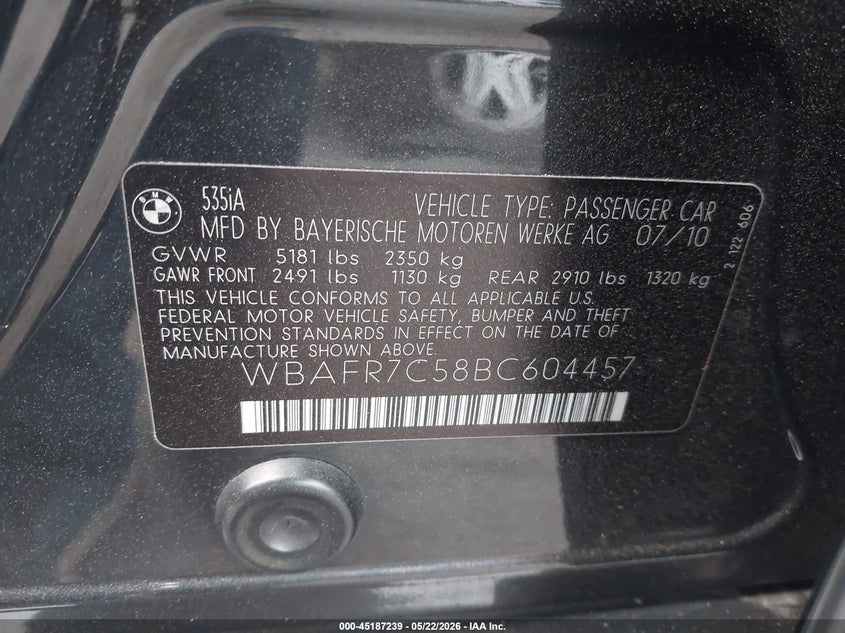 2011 BMW 5er VIN WBAFR7C58BC604457 IAAI salvage auction — RIGHT FRONT, Salvage Title, sold $550 on 2026-07-17 (photo 9)