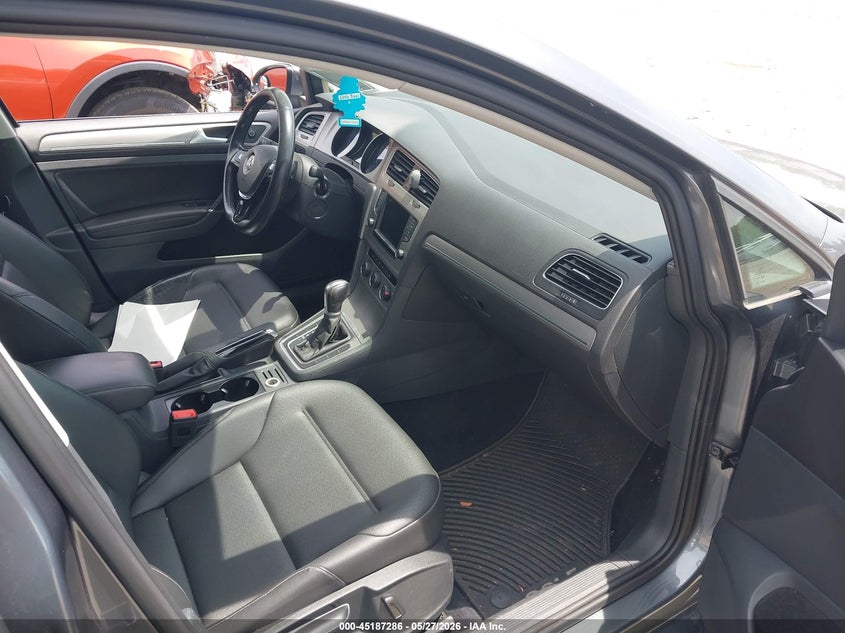 2016 Volkswagen Golf sportsvan VIN 3VWC17AU2GM505532 IAAI salvage auction — REAR END, Salvage Title, sold $1,050 on 2026-07-09 (photo 5)