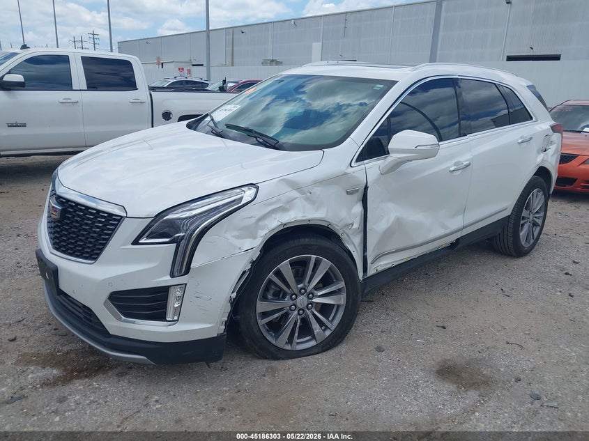 2024 Cadillac Xt5 VIN 1GYKNCRS8RZ751415 IAAI salvage auction — LEFT SIDE, Salvage Title, sold $8,500 on 2026-08-20 (photo 2)