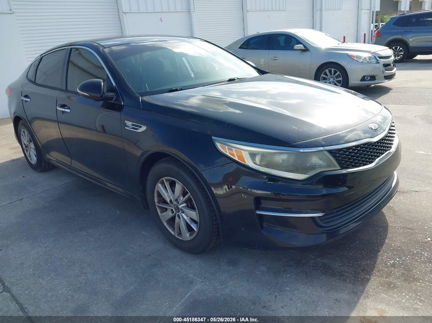 2017 Kia Optima VIN 5XXGT4L35HG144365 IAAI salvage auction — LEFT SIDE, Rebuildable (Florida), sold $1,100 on 2026-07-29 (photo 1)