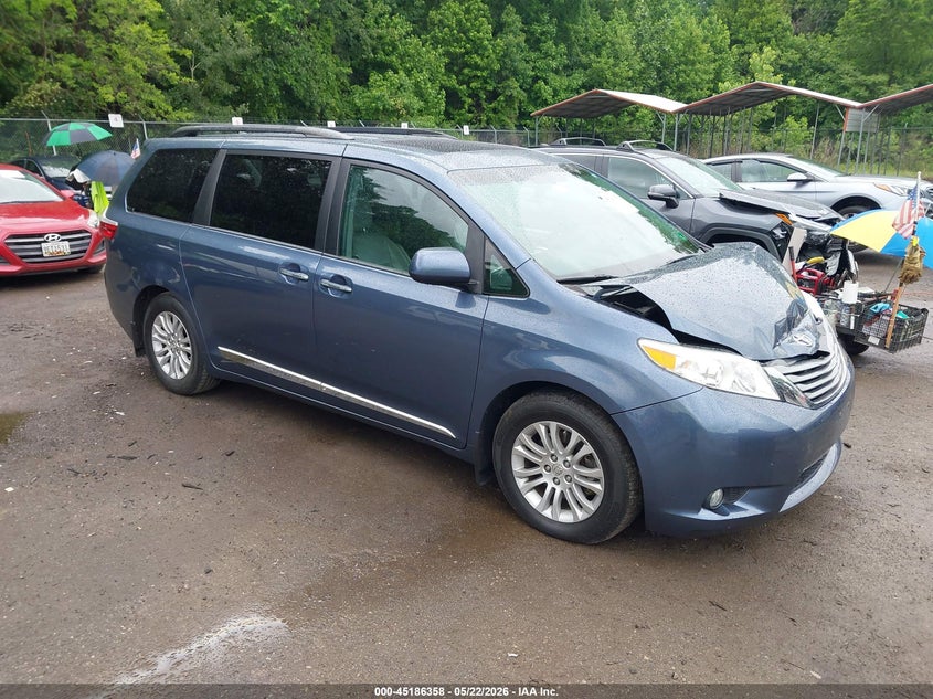 2015 Toyota Sienna VIN 5TDYK3DC7FS663414 IAAI salvage auction — FRONT END, Salvage - Greater Than 75% (Maryland), sold $2,500 on 2026-07-28 (photo 1)