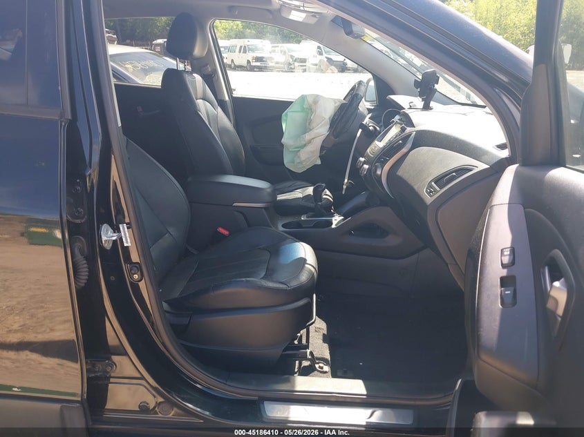 2015 Hyundai Tucson VIN KM8JUCAG3FU984246 IAAI salvage auction — FRONT END, Salvage (Massachusetts), sold $1,400 on 2026-07-14 (photo 5)