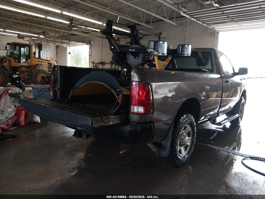 2018 Ram 2500 VIN 3C6LR5AT0JG363587 IAAI salvage auction — LEFT SIDE, Sf97 (New York), sold $11,525 on 2026-07-31 (photo 4)
