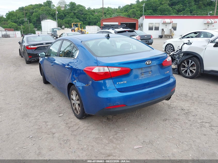 2015 Kia Forte VIN KNAFX4A83F5272326 IAAI salvage auction — LEFT REAR, Salvage (Pennsylvania), sold $525 on 2026-07-21 (photo 3)
