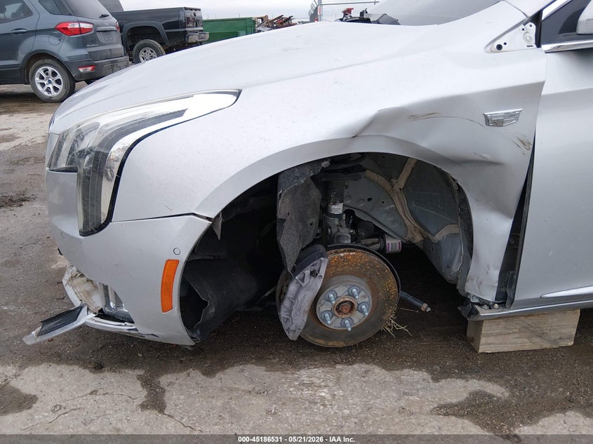 2018 Cadillac Xts VIN 2G61M5S30J9132943 IAAI salvage auction — FRONT & REAR, Salvage Title, sold $1,450 on 2026-08-28 (photo 6)