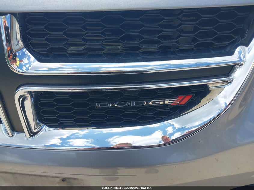 2019 Dodge Grand caravan VIN 2C4RDGBG1KR509165 IAAI salvage auction — NORMAL WEAR, Sf97 (New Hampshire), sold $6,100 on 2026-07-23 (photo 6)