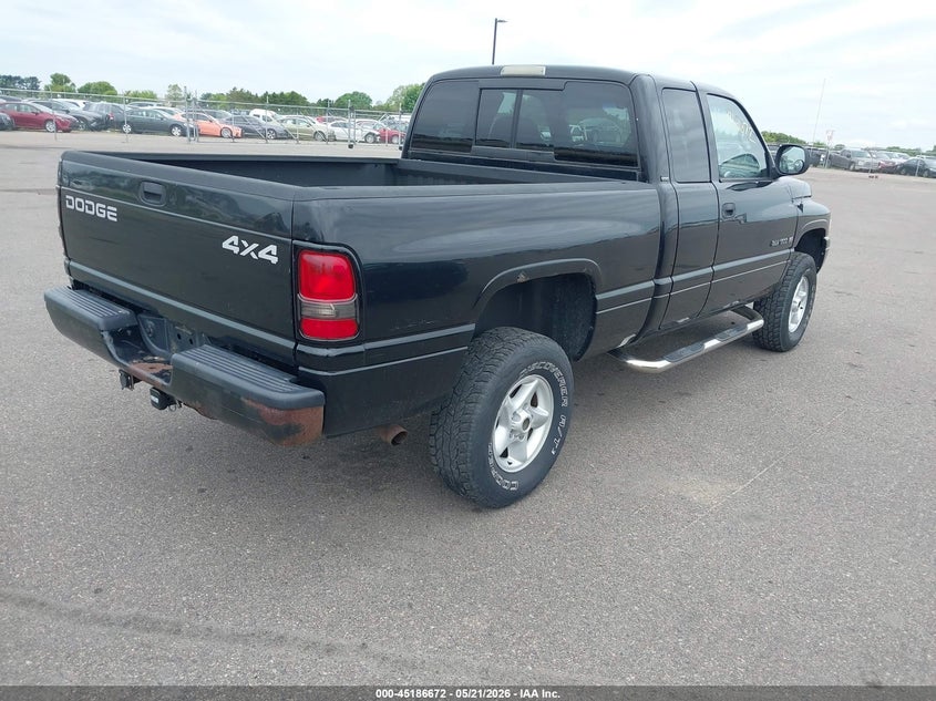 2001 Dodge Ram 1500 VIN 1B7HF13Z61J586278 IAAI salvage auction — HAIL, Prior Salvage (Minnesota), sold $1,200 on 2026-07-09 (photo 4)