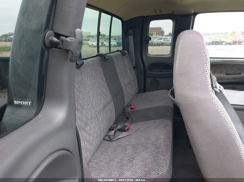 2001 Dodge Ram 1500 VIN 1B7HF13Z61J586278 IAAI salvage auction — HAIL, Prior Salvage (Minnesota), sold $1,200 on 2026-07-09 (photo 8)