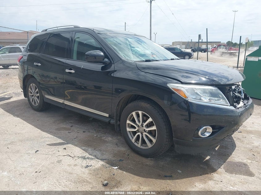2014 Nissan Pathfinder VIN 5N1AR2MM1EC716345 IAAI salvage auction — FRONT END, Clear (Wisconsin), sold $1,050 on 2026-07-09 (photo 1)