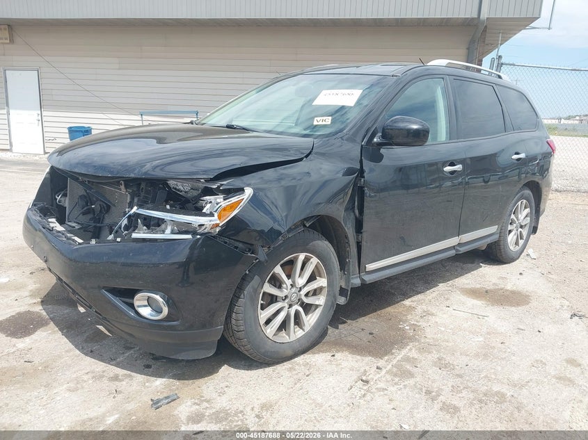 2014 Nissan Pathfinder VIN 5N1AR2MM1EC716345 IAAI salvage auction — FRONT END, Clear (Wisconsin), sold $1,050 on 2026-07-09 (photo 2)