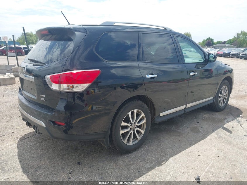 2014 Nissan Pathfinder VIN 5N1AR2MM1EC716345 IAAI salvage auction — FRONT END, Clear (Wisconsin), sold $1,050 on 2026-07-09 (photo 4)