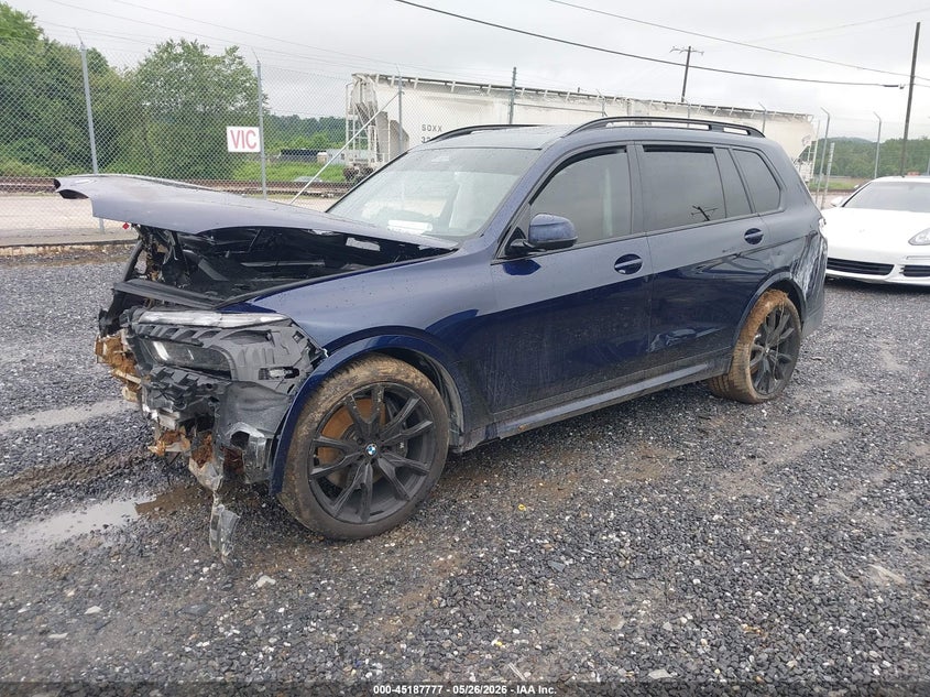 2026 BMW X7 VIN 5UX23EM00T9041279 IAAI salvage auction — FRONT & REAR, Salvage (North Carolina), sold $15,000 on 2026-07-17 (photo 2)