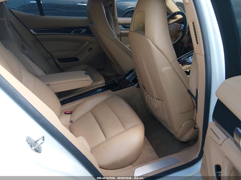 2016 Porsche Panamera VIN WP0AB2A78GL050787 IAAI salvage auction — LEFT REAR, Salvage Title, sold $9,400 on 2026-07-28 (photo 8)