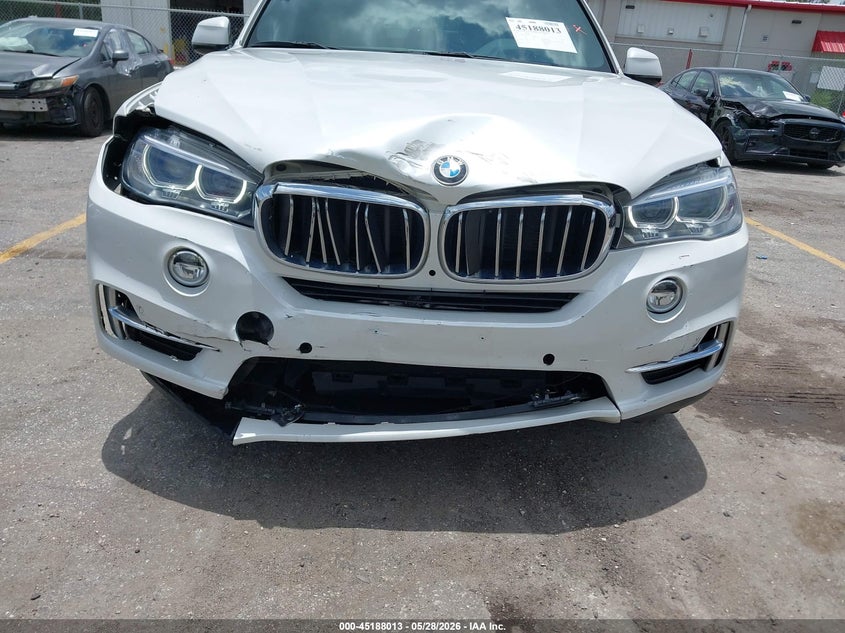 2018 BMW X5 VIN 5UXKR0C5XJ0X86136 IAAI salvage auction — FRONT END, Salvage Title, sold $2,650 on 2026-07-29 (photo 6)