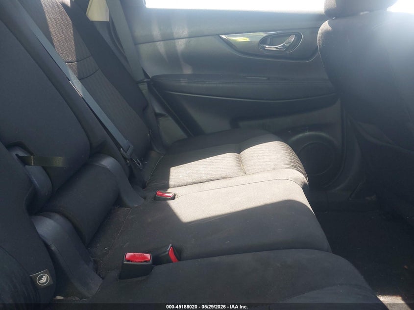 2018 Nissan Rogue VIN KNMAT2MVXJP599222 IAAI salvage auction — NORMAL WEAR, Clear (Delaware), sold $3,675 on 2026-07-27 (photo 8)