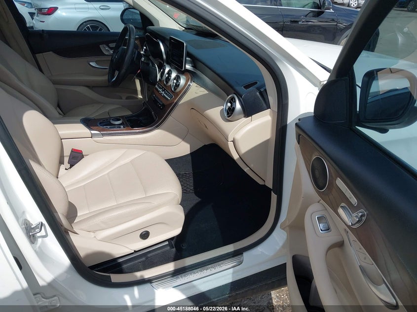 2019 Mercedes-benz Glc VIN WDC0G4JB3K1000939 IAAI salvage auction — FRONT END, Salvage (Texas), sold $6,100 on 2026-07-28 (photo 5)