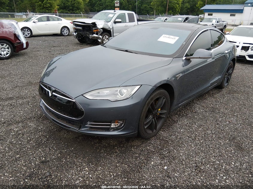 2013 Tesla Model s VIN 5YJSA1CNXDFP16396 IAAI salvage auction — INTERIOR BURN, Salvage (South Carolina), sold $550 on 2026-07-09 (photo 2)
