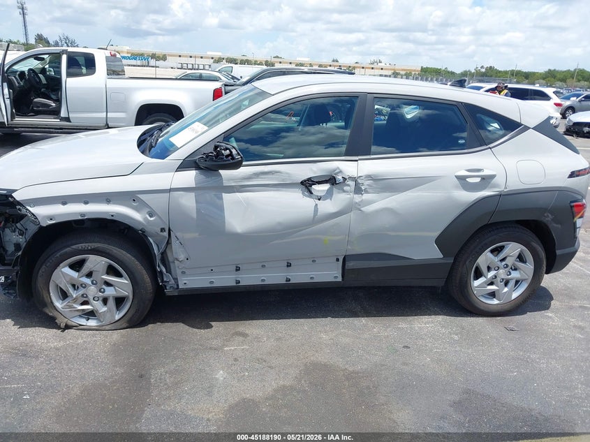2025 Hyundai Kona VIN KM8HA3AB2SU323832 IAAI salvage auction — SIDE, Rebuildable (Florida), sold $5,375 on 2026-07-30 (photo 6)